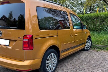 VW Caddy 146.700 km 14.900 &euro; Stuttgart 70372