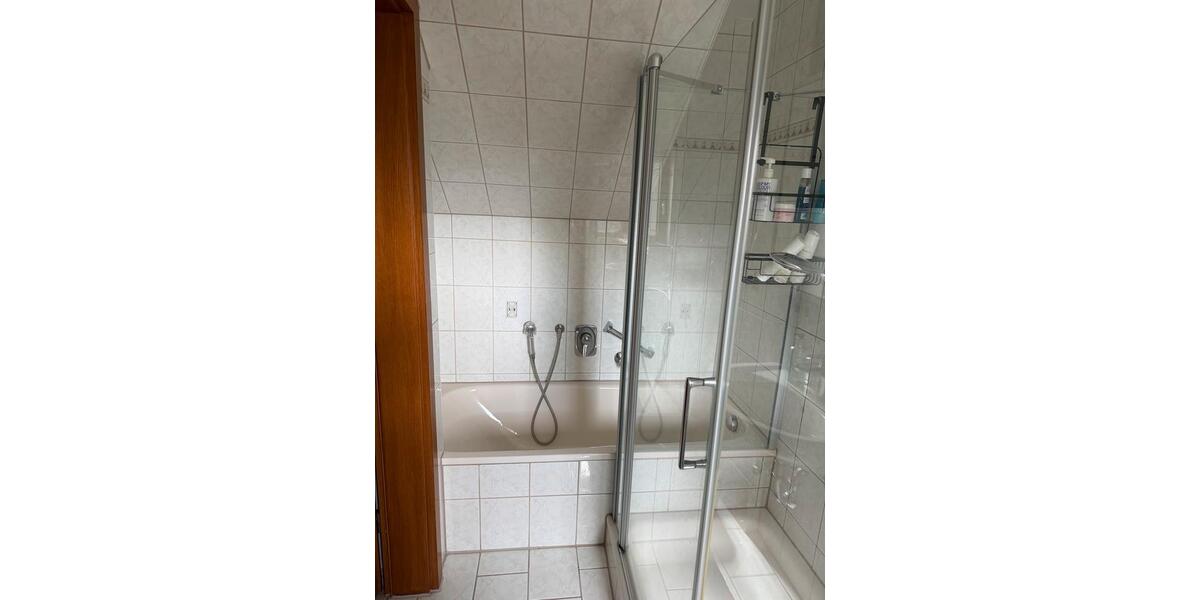 Etagenwohnung Leinfelden-Echterdingen Echterdingen - 3 Zimmer, 89 m&sup2;, 1.550&euro; | Angebot:27545303