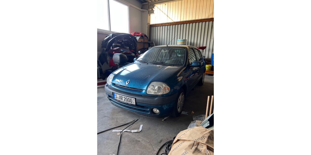 Renault Clio 115.000 km 1.200 &euro; Stuttgart 70188