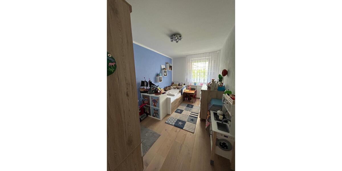 Dachgeschoßwohnung Böblingen Dagersheim - 4 Zimmer, 89 m&sup2;, 350.000&euro; | Angebot:27178220