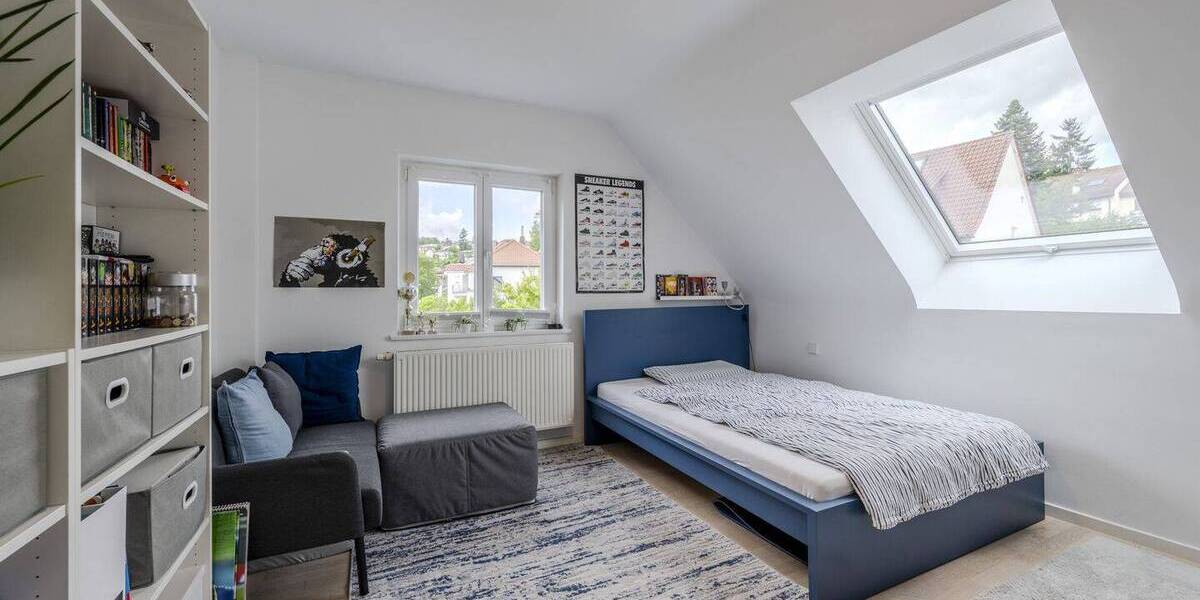 Mehrfamilienhaus, Wohnhaus Stuttgart / Botnang Botnang - 8 Zimmer, 243 m&sup2;, 1.590.000&euro; | Angebot:26930186