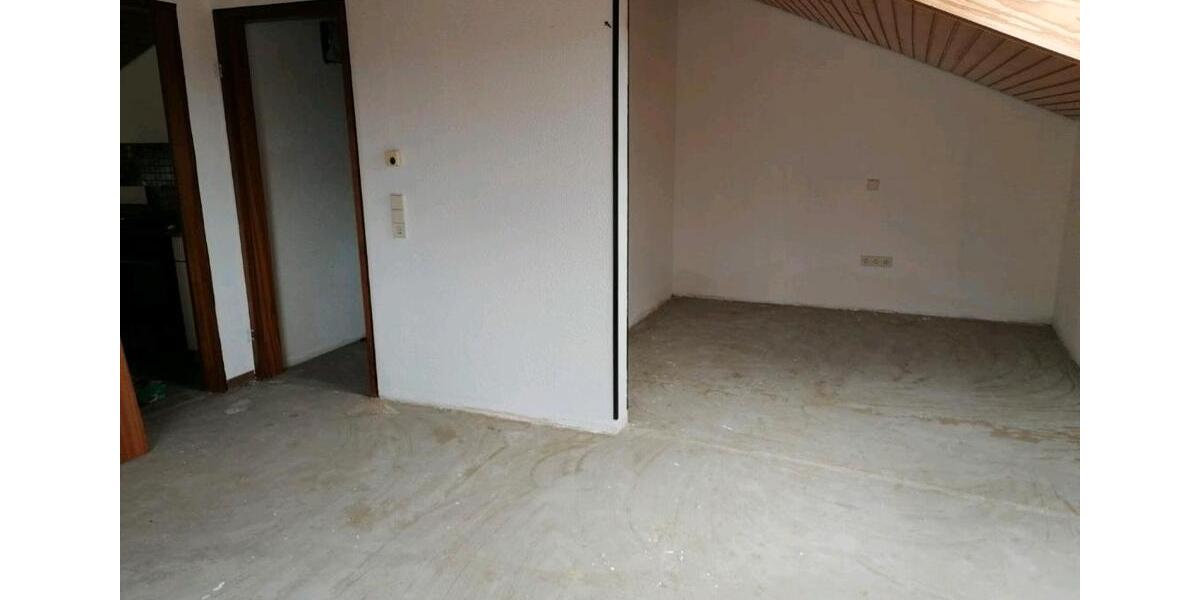 Dachgeschoßwohnung Marbach am Neckar - 2 Zimmer, 63 m&sup2;, 1.040&euro; | Angebot:26197593