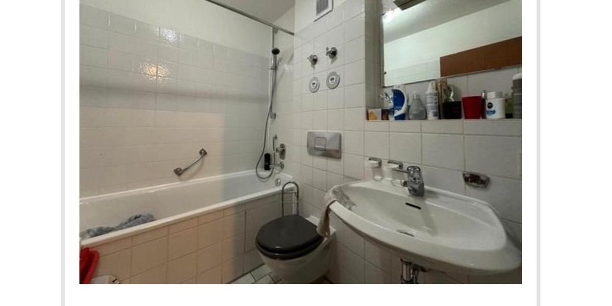 Dachgeschoßwohnung Stuttgart Feuerbach - 2.5 Zimmer, 75 m&sup2;, 1.010&euro; | Angebot:26237150