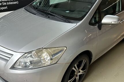 Toyota Auris 109.769 km 4.990 &euro; LEONBERG 71229
