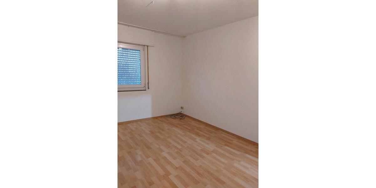 Etagenwohnung Esslingen am Neckar Pliensauvorstadt - 3 Zimmer, 57 m&sup2;, 229.000&euro; | Angebot:26907655