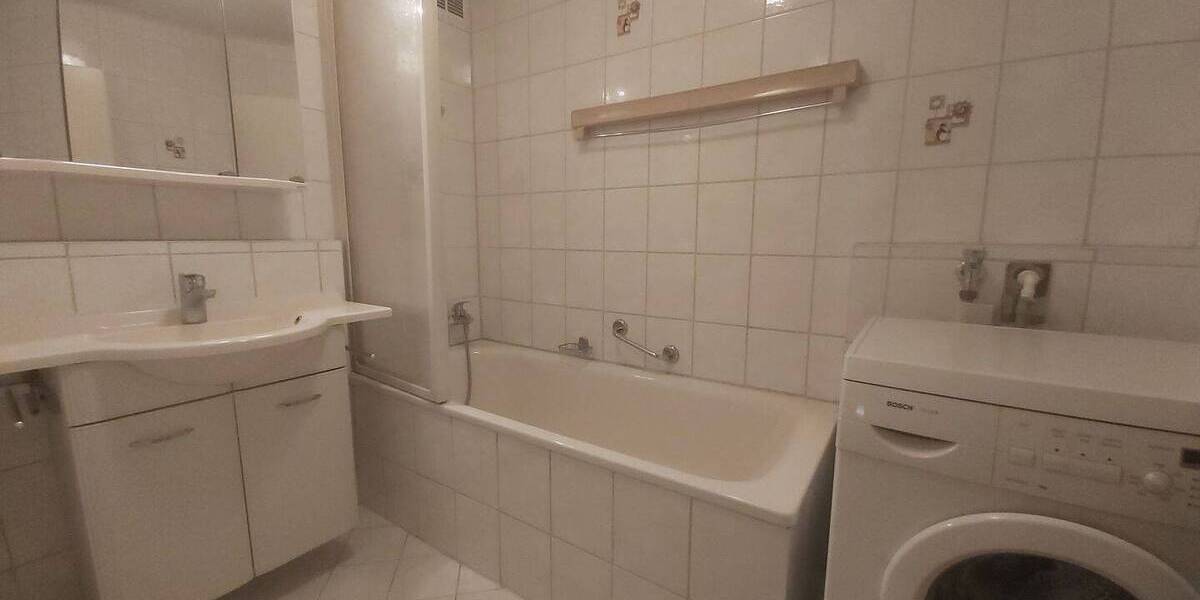 Etagenwohnung Stuttgart Münster - 3 Zimmer, 77 m&sup2;, 280.000&euro; | Angebot:25694970