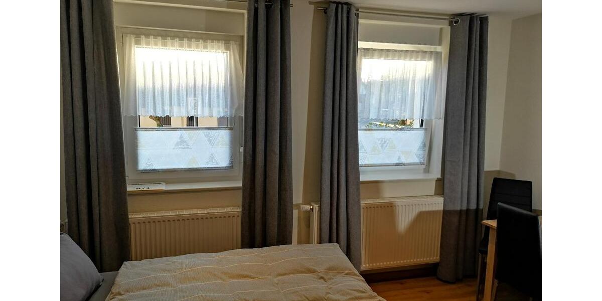 Hochparterre Sachsenheim - 1 Zimmer, 24 m&sup2;, 490&euro; | Angebot:25965686