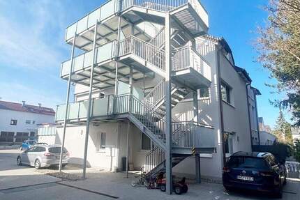 Wohnung Friolzheim - 3 Zimmer, 90 m&sup2;, 1.150&euro; | Angebot:25707608