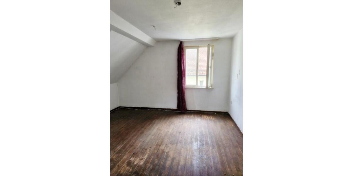 Doppelhaushälfte Weinsberg - 6 Zimmer, 135 m&sup2;, 298.000&euro; | Angebot:24688082