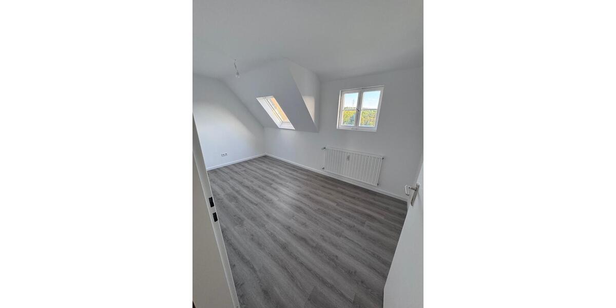 Maisonettenwohnung Remseck am Neckar - 4.5 Zimmer, 105 m&sup2;, 1.295&euro; | Angebot:27560733