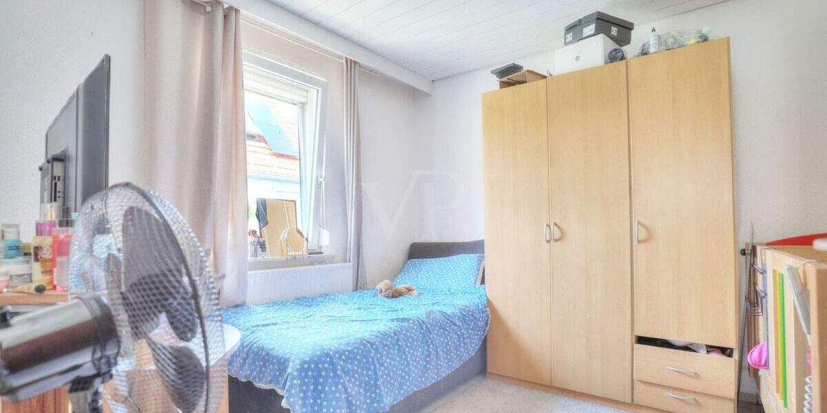 Mehrfamilienhaus, Wohnhaus Heilbronn / Böckingen Böckingen - 9 Zimmer, 160 m&sup2;, 385.000&euro; | Angebot:25775712