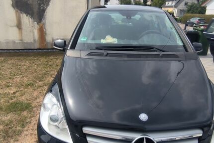 Mercedes-Benz B 180 260.000 km 2.200 &euro; Illingen 75428