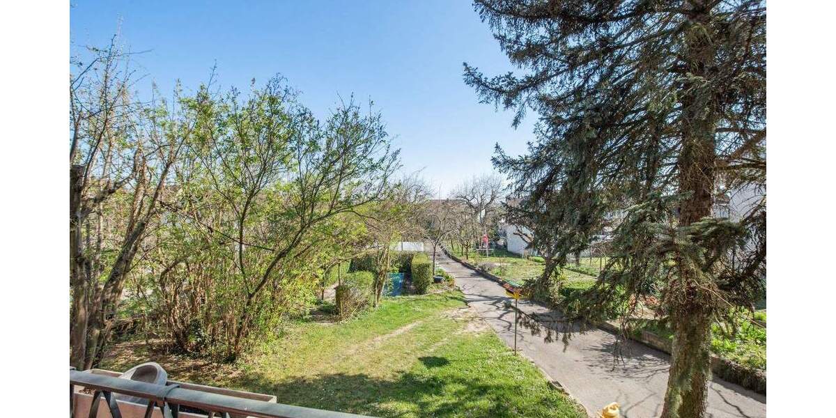 Mehrfamilienhaus, Wohnhaus Sachsenheim / Kleinsachsenheim Kleinsachsenheim - 8 Zimmer, 244 m&sup2;, 668.000&euro; | Angebot:25746121