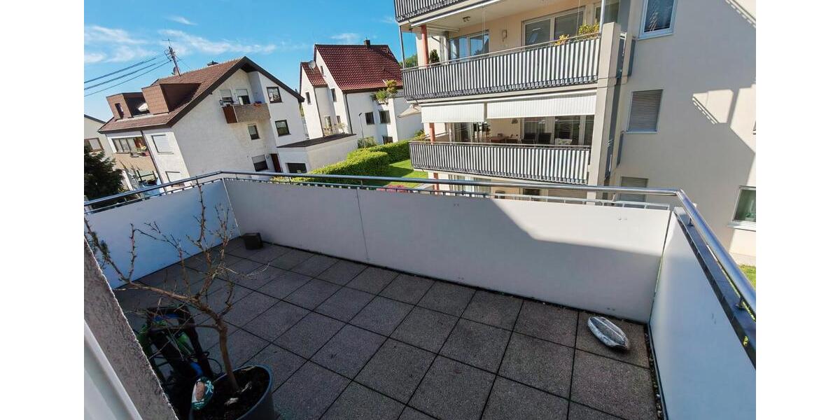 Etagenwohnung Esslingen am Neckar Hegensberg - 4 Zimmer, 90 m&sup2;, 1.270&euro; | Angebot:26477368