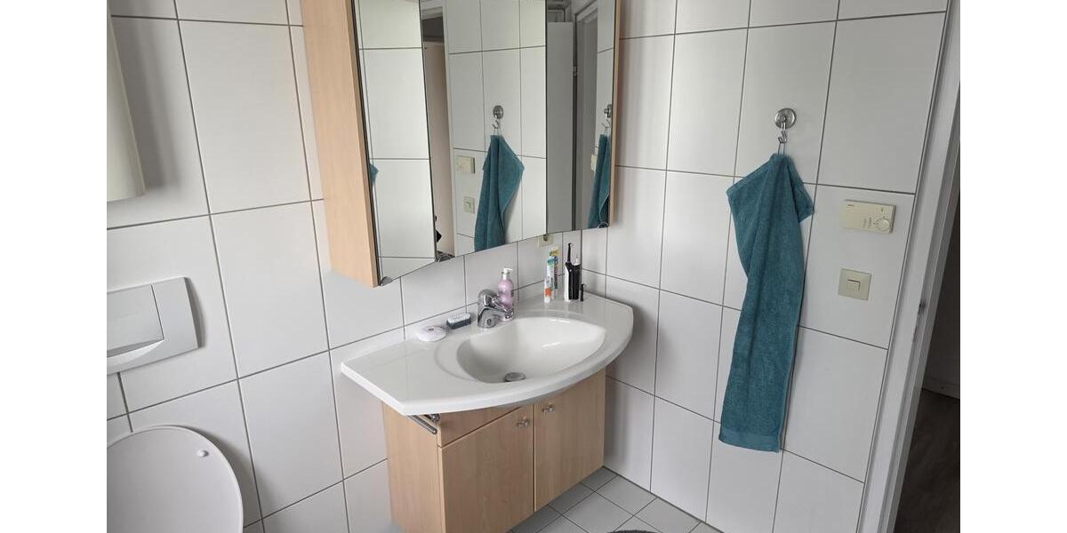 Etagenwohnung Freiberg am Neckar - 3.5 Zimmer, 105 m&sup2;, 1.200&euro; | Angebot:26462108
