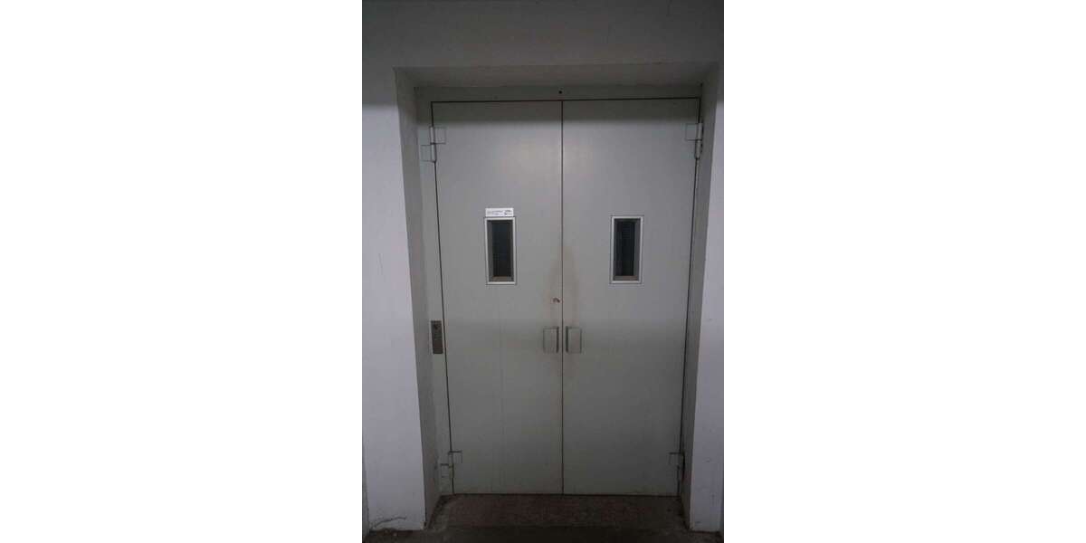 Gewerbeobjekt Stuttgart Zuffenhausen - 250&euro; | Angebot:26018182