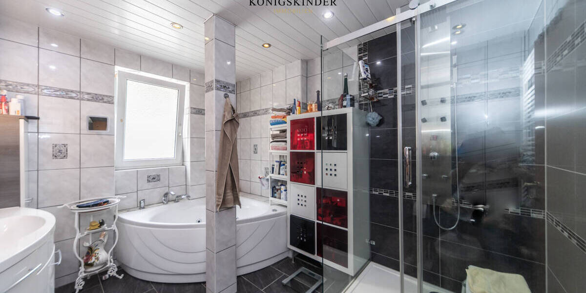 Mehrfamilienhaus, Wohnhaus Stuttgart / Zuffenhausen Zuffenhausen - 1 Zimmer, 330 m&sup2;, 1.299.000&euro; | Angebot:25683088