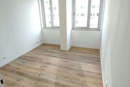 Wohnung Stuttgart Stuttgart-Süd - 1 Zimmer, 16 m&sup2;, 590&euro; | Angebot:27589560