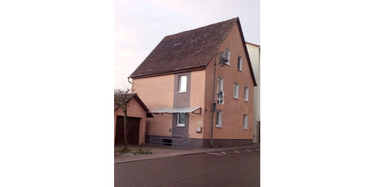 Einfamilienhaus Mühlacker Lomersheim Lomersheim - 7 Zimmer, 148 m&sup2;, 357.000&euro; | Angebot:25676287
