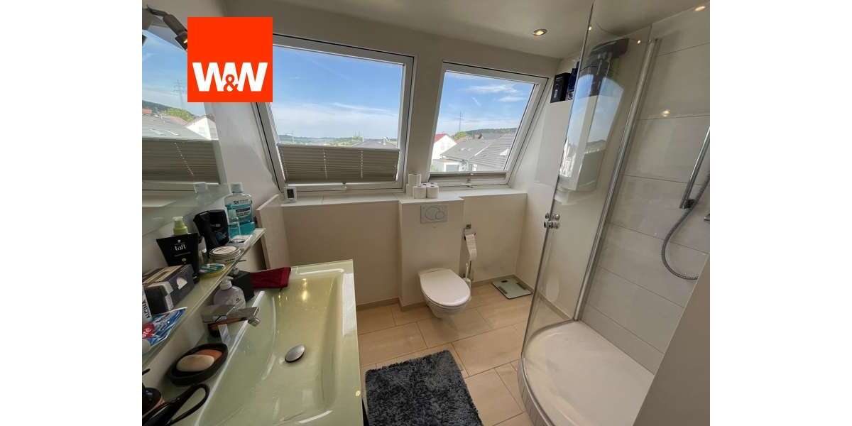 Etagenwohnung Weil der Stadt - 2 Zimmer, 71 m&sup2;, 198.000&euro; | Angebot:24033743