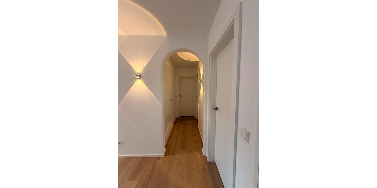 Dachgeschoßwohnung Kornwestheim - 4 Zimmer, 108 m&sup2;, 560.000&euro; | Angebot:25888003