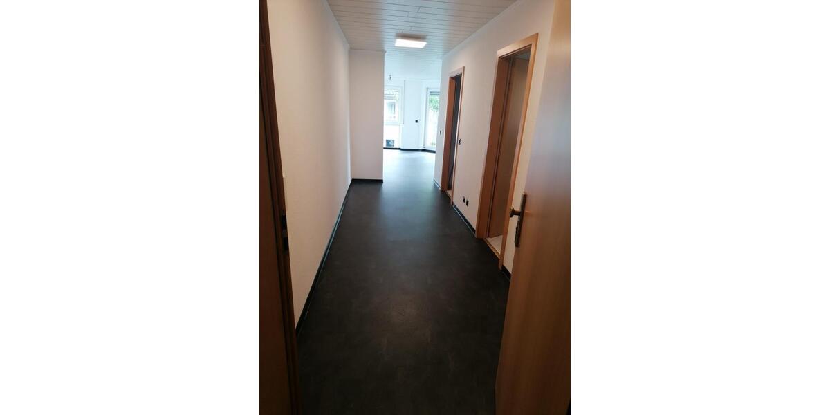 Etagenwohnung Remseck am Neckar - 2 Zimmer, 65 m&sup2;, 910&euro; | Angebot:27541943