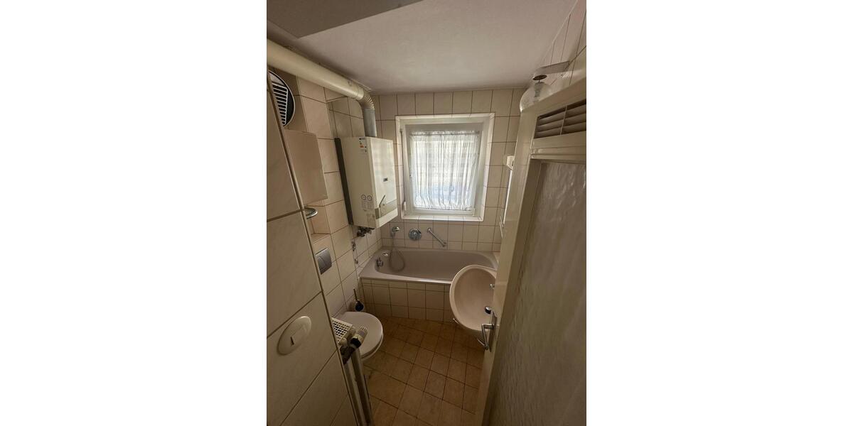 Erdgeschoßwohnung Stuttgart Bad Cannstatt - 3 Zimmer, 56 m&sup2;, 209.000&euro; | Angebot:27085447