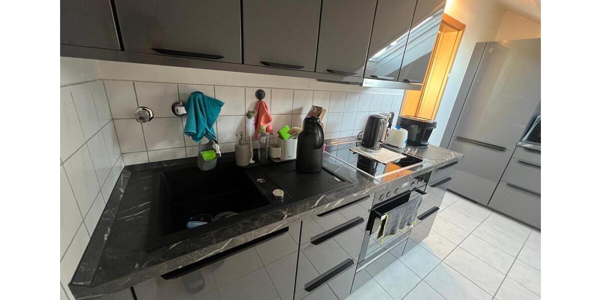 Dachgeschoßwohnung Möglingen - 3 Zimmer, 74 m&sup2;, 1.000&euro; | Angebot:25219379