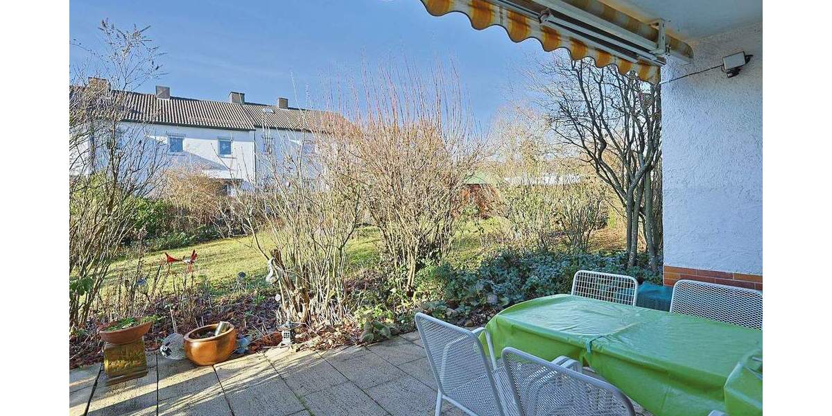 Reihenendhaus Sindelfingen Mitte - 7 Zimmer, 155 m&sup2;, 595.000&euro; | Angebot:25702479