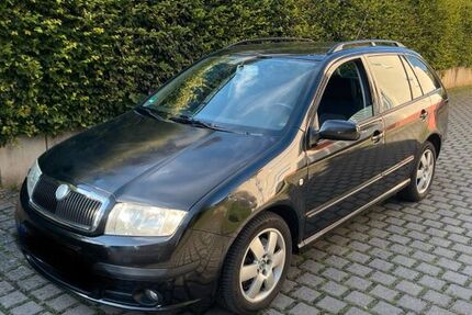 Skoda Fabia 251.000 km 1.450 &euro; Sindelfingen 71065