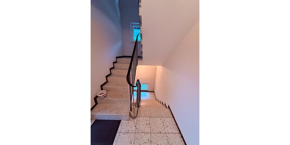 Mehrfamilienhaus, Wohnhaus Untergruppenbach - 8 Zimmer, 179 m&sup2;, 479.000&euro; | Angebot:27082184