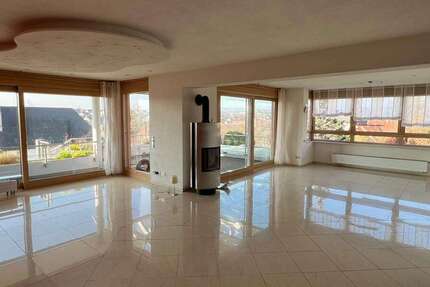 Wohnung Nordheim - 2.5 Zimmer, 155 m&sup2;, 1.800&euro; | Angebot:26024088