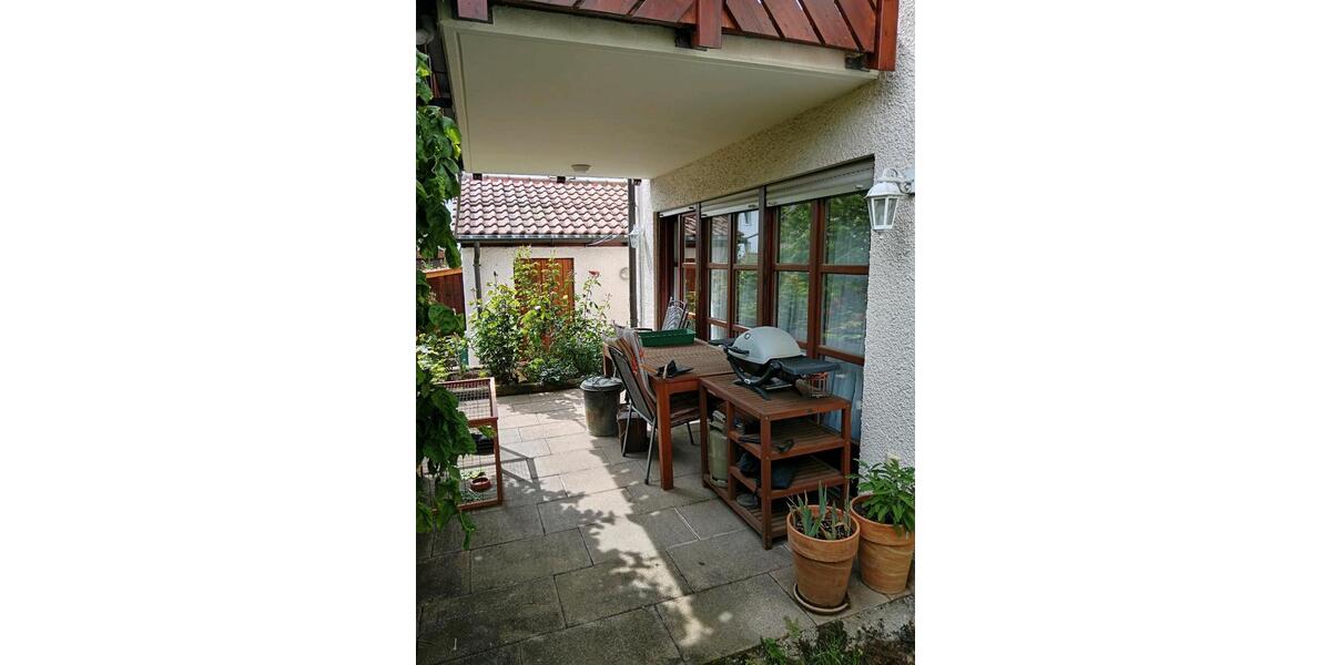Erdgeschoßwohnung Stuttgart Sillenbuch - 3.5 Zimmer, 75 m&sup2;, 1.050&euro; | Angebot:27574934