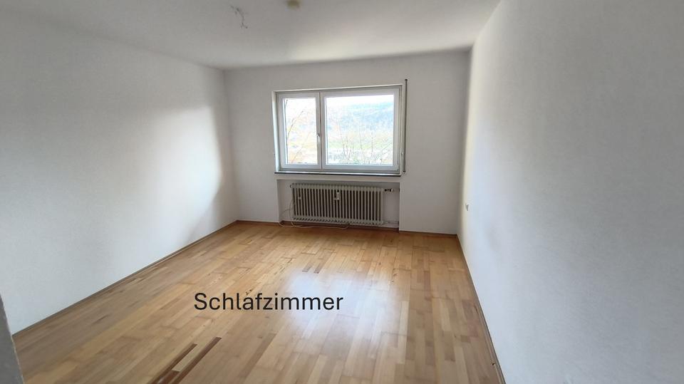 Etagenwohnung Remshalden - 2.5 Zimmer, 74 m&sup2;, 900&euro; | Angebot:25794092