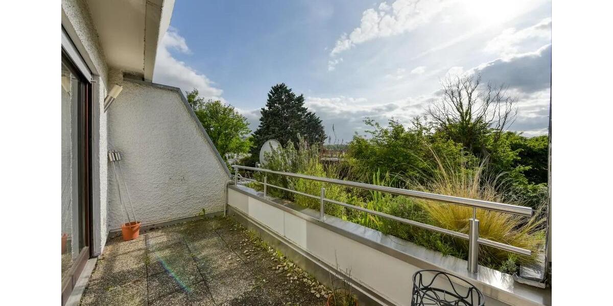 Etagenwohnung Leonberg - 3 Zimmer, 96 m&sup2;, 1.455&euro; | Angebot:27576617