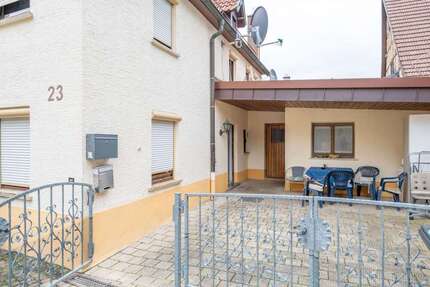 Haus Erdmannhausen - 8 Zimmer, 136 m&sup2;, 474.000&euro; | Angebot:23209174