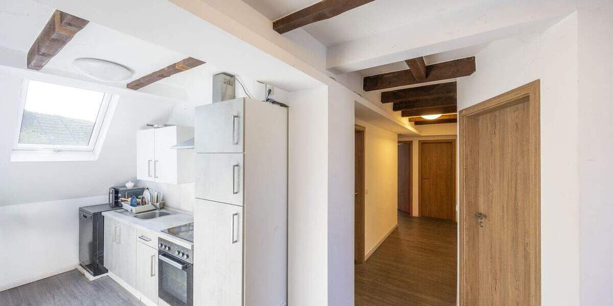 Etagenwohnung Kirchheim am Neckar - 5 Zimmer, 114 m&sup2;, 279.000&euro; | Angebot:25775327