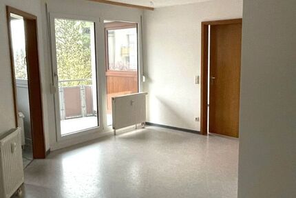 Provisionsfrei* 2 Zimmer OG Wohnung mit Balkon,TG Stellplatz und Aufzug bezugsfrei - Wohnung Plochingen | Angebot:26827677