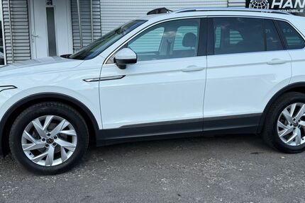 VW Tiguan 60.000 km 27.850 &euro; Sindelfingen 71065