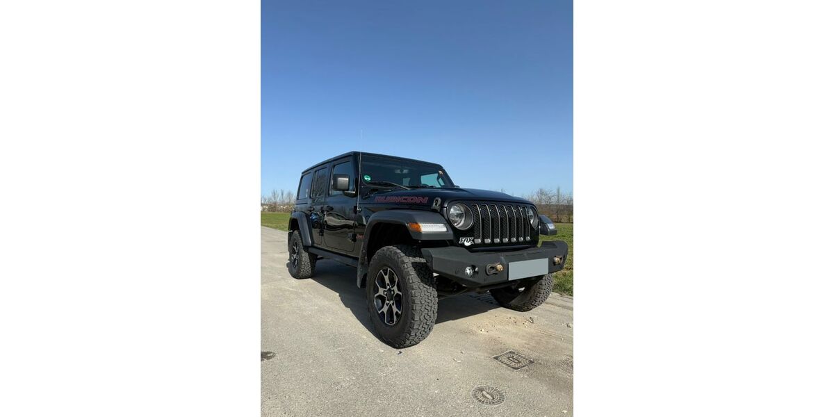 Jeep Wrangler 95.000 km 42.199 &euro; Stuttgart 70565