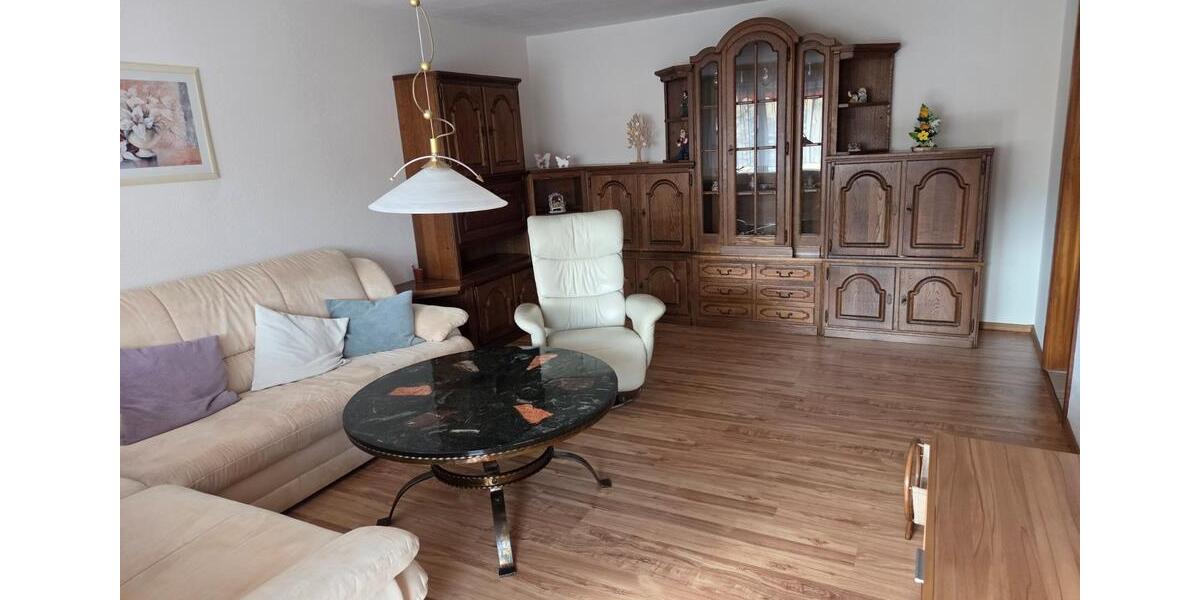 Etagenwohnung Böblingen - 3.5 Zimmer, 85 m&sup2;, 339.000&euro; | Angebot:25638069