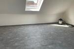 Dachgeschoßwohnung Brackenheim - 4 Zimmer, 80 m&sup2;, 1.325&euro; | Angebot:26047524