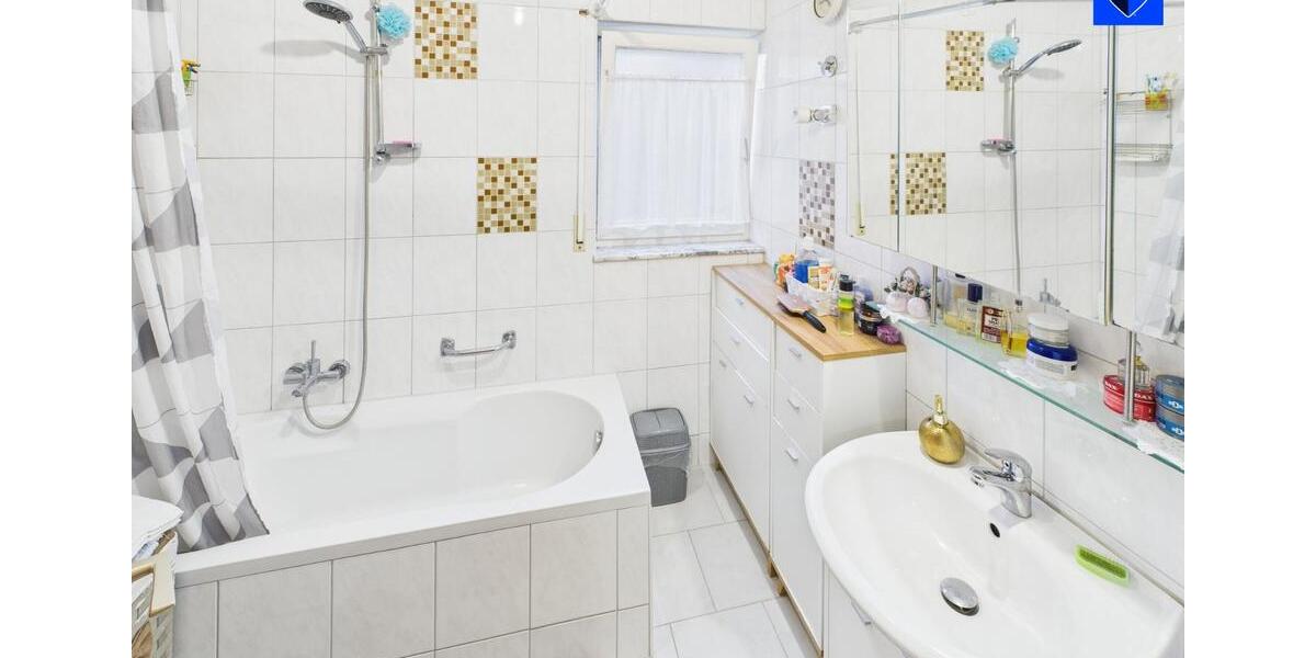 Hochparterre Ludwigsburg Hoheneck - 3 Zimmer, 85 m&sup2;, 399.000&euro; | Angebot:25446662