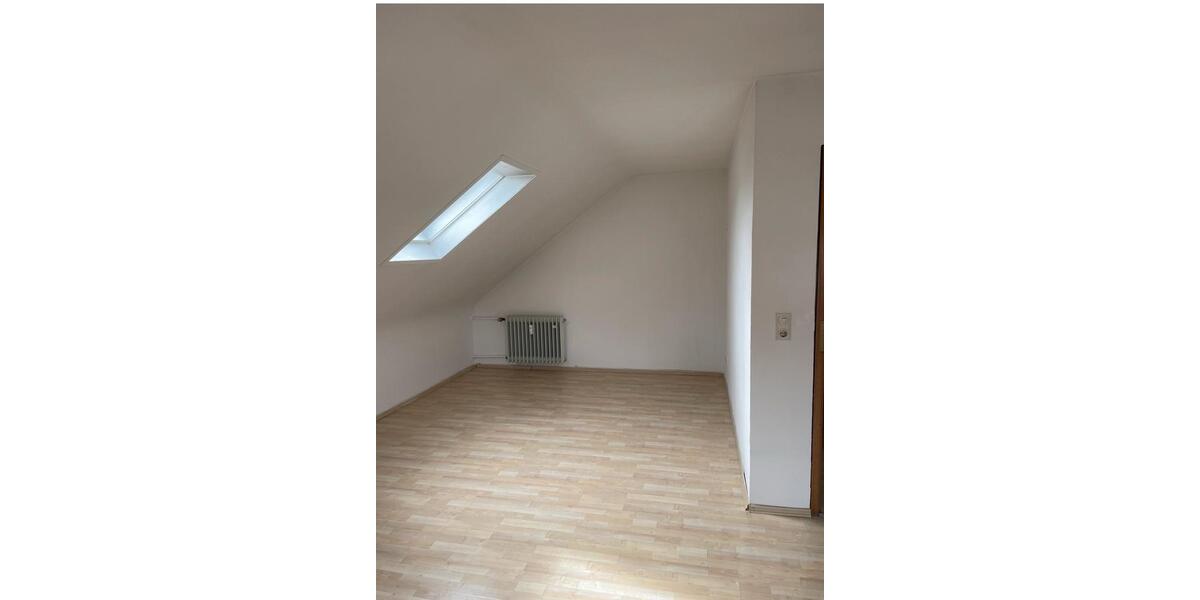 Dachgeschoßwohnung Filderstadt - 3 Zimmer, 62 m&sup2;, 720&euro; | Angebot:27589579