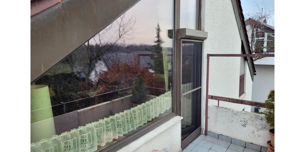 Dachgeschoßwohnung Stuttgart Sillenbuch - 3 Zimmer, 86 m&sup2;, 370.000&euro; | Angebot:24278521