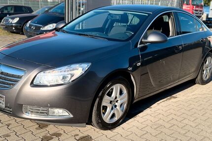 Opel Insignia 73.500 km 4.496 &euro; Fellbach bei Stuttgart 70736