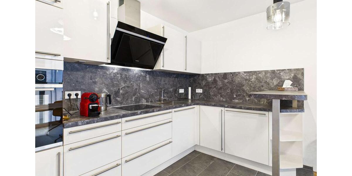 Etagenwohnung Stuttgart Feuerbach - 3 Zimmer, 94 m&sup2;, 2.020&euro; | Angebot:24670758