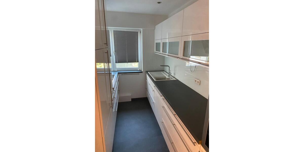 Etagenwohnung Stuttgart Bad Cannstatt - 3 Zimmer, 76 m&sup2;, 1.200&euro; | Angebot:27596051