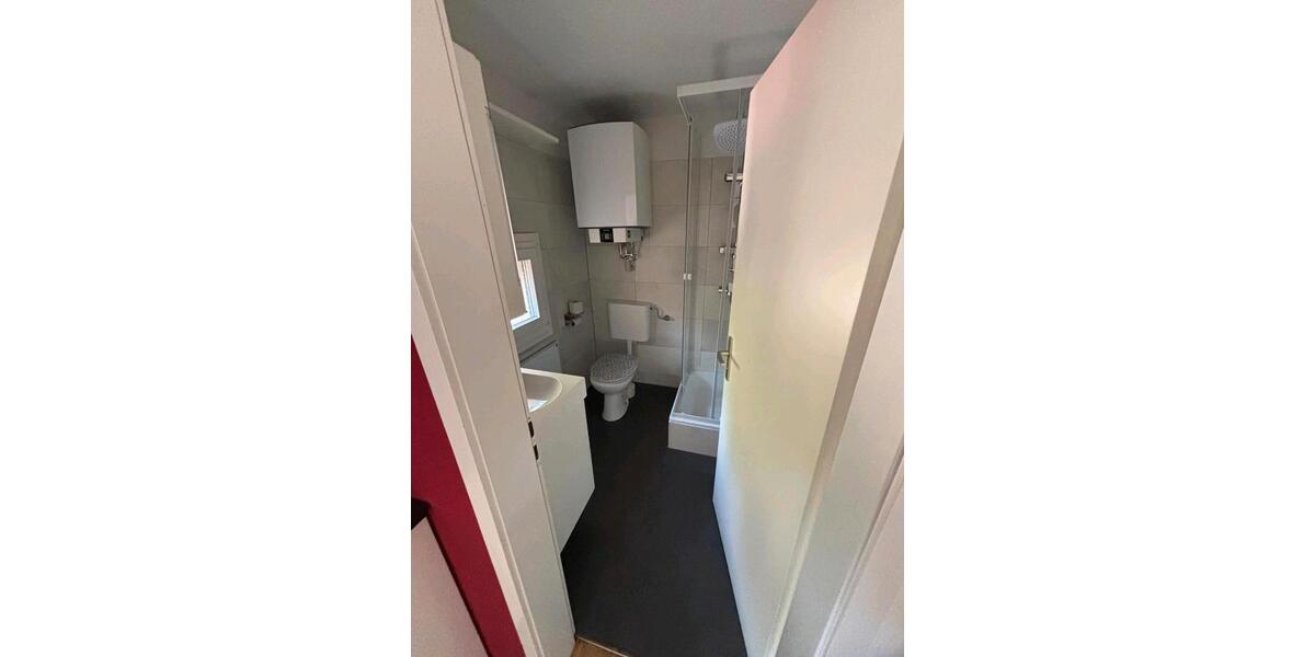 Dachgeschoßwohnung Güglingen - 1 Zimmer, 23 m&sup2;, 385&euro; | Angebot:27556642