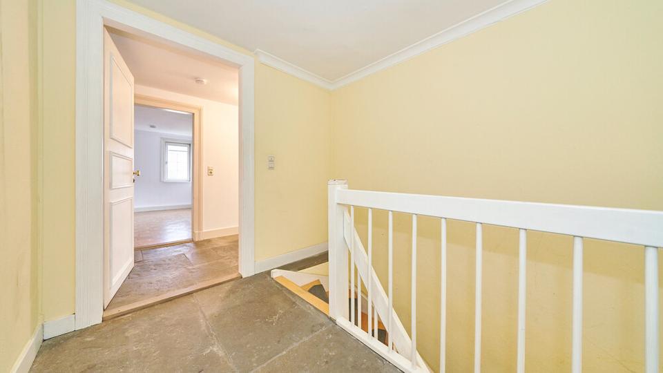 Dachgeschoßwohnung Bietigheim-Bissingen Bissingen - 3 Zimmer, 80 m&sup2;, 1.000&euro; | Angebot:25162024